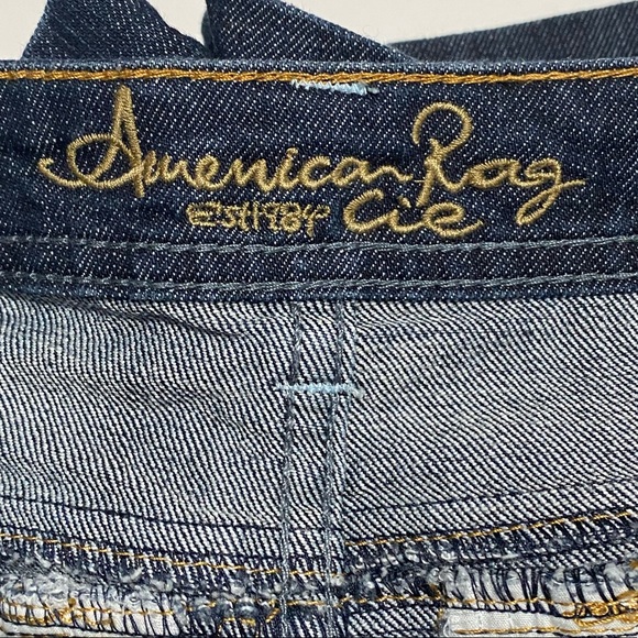 American Rag woman’s blue jeans shorts size 5 - Picture 3 of 7